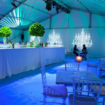 The calm before the beautiful storm of 1,000 guests at the Women’s Association of NJPAC’s Spotlight Gala 2015 cocktail reception where a modern décor theme and color palette was a fun and whimsical twist. Photo credit, Cortney Van Jahnke; décor by Absolutely Wild Event Design. 12006618_967994566575371_183984236901624015_o